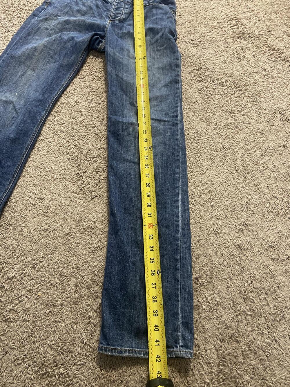 Eddie Bauer Jeans Womens 6 Blue Boyfriend Mid Rise Relaxed Button Fly Denim - Picture 2 of 9